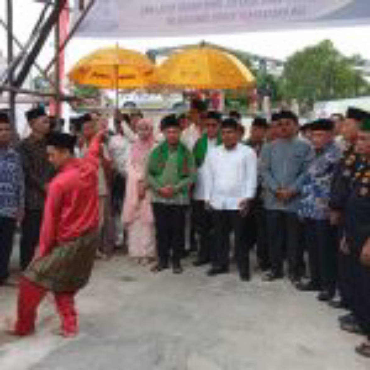 Gubernur Riau H. Abdul Wahid Menghadiri Silaturrahmi Di Masjid Raya Darusalam