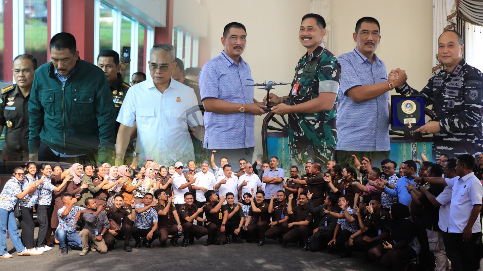 Pamit Penuh Haru, Kajati Maluku Agoes SP Tinggalkan Bumi Raja-Raja: “Terima Kasih untuk Segalanya, Maluku”