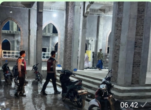 Polsek Jajaran Polres Rokan Hulu Laksanakan Patroli Shalat Magrib, Ciptakan Rasa Aman Dan Nyaman Bagi Masyarakat